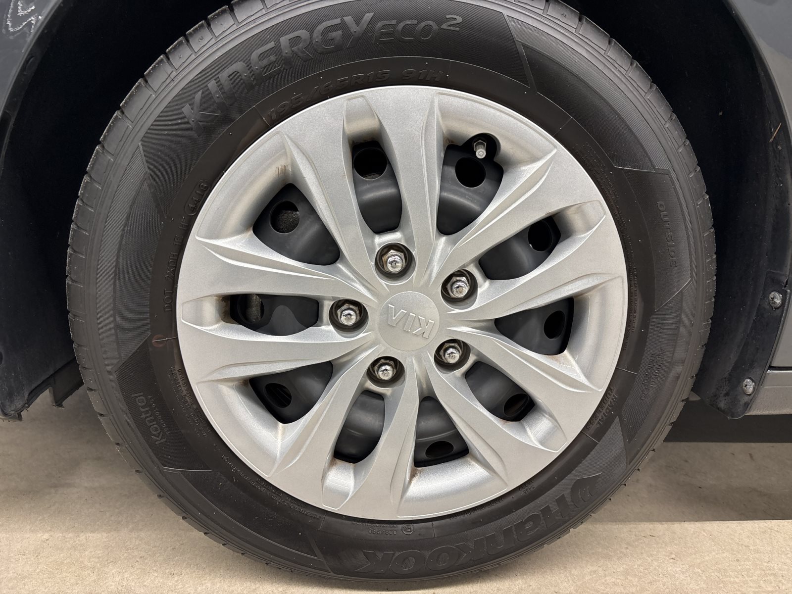 KIA Ceed 1.4 Edition Plus — Miniatur 18