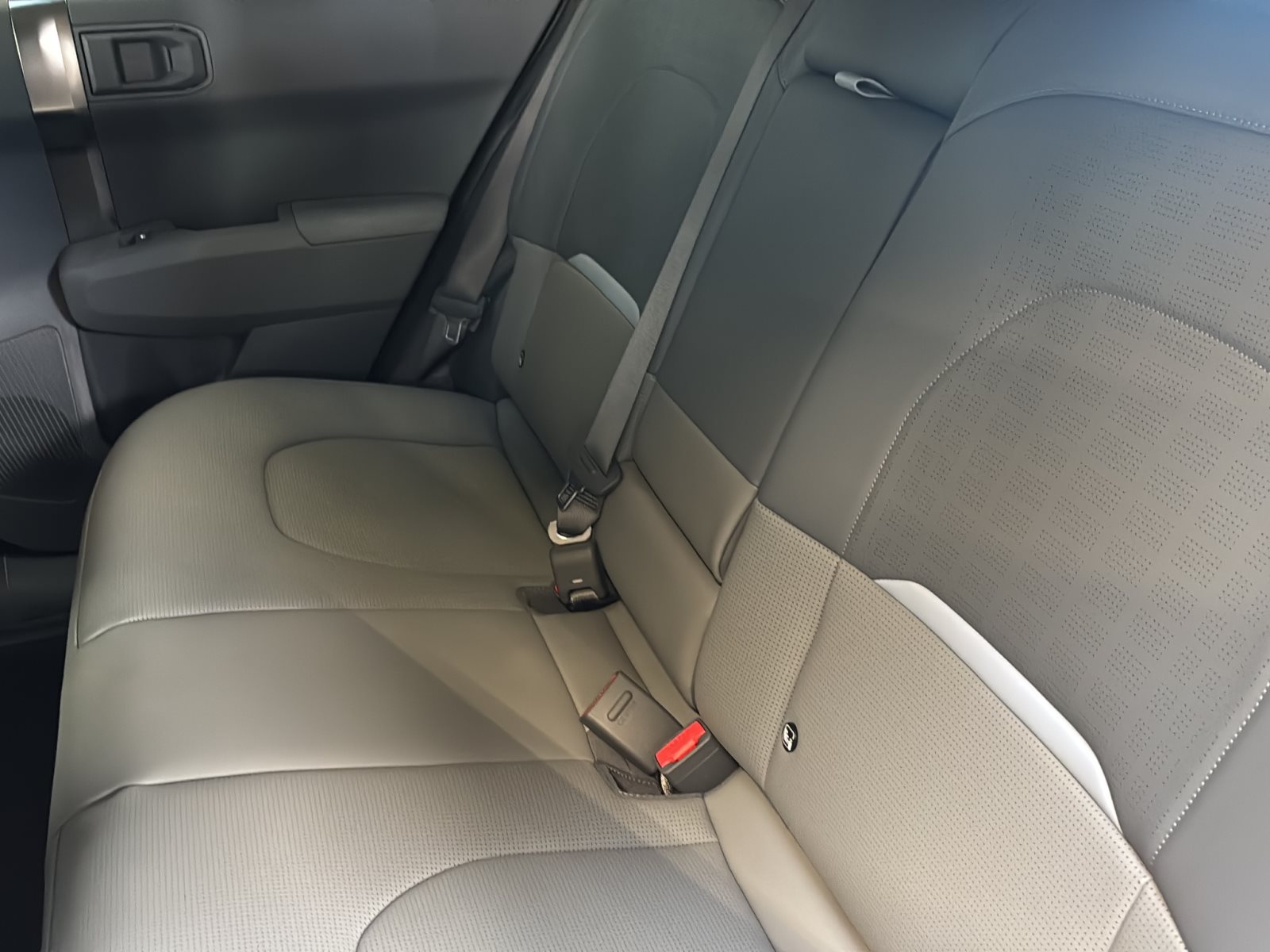 KIA EV3 Earth 58,3 kWh — Miniatur 2
