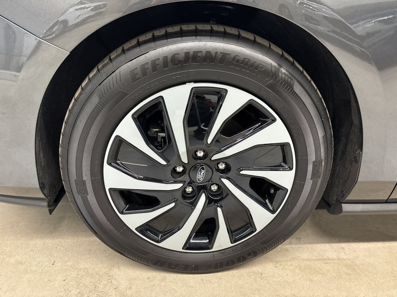 Ford Focus Turnier 1.5 EcoBlue Titanium X — Miniatur 17
