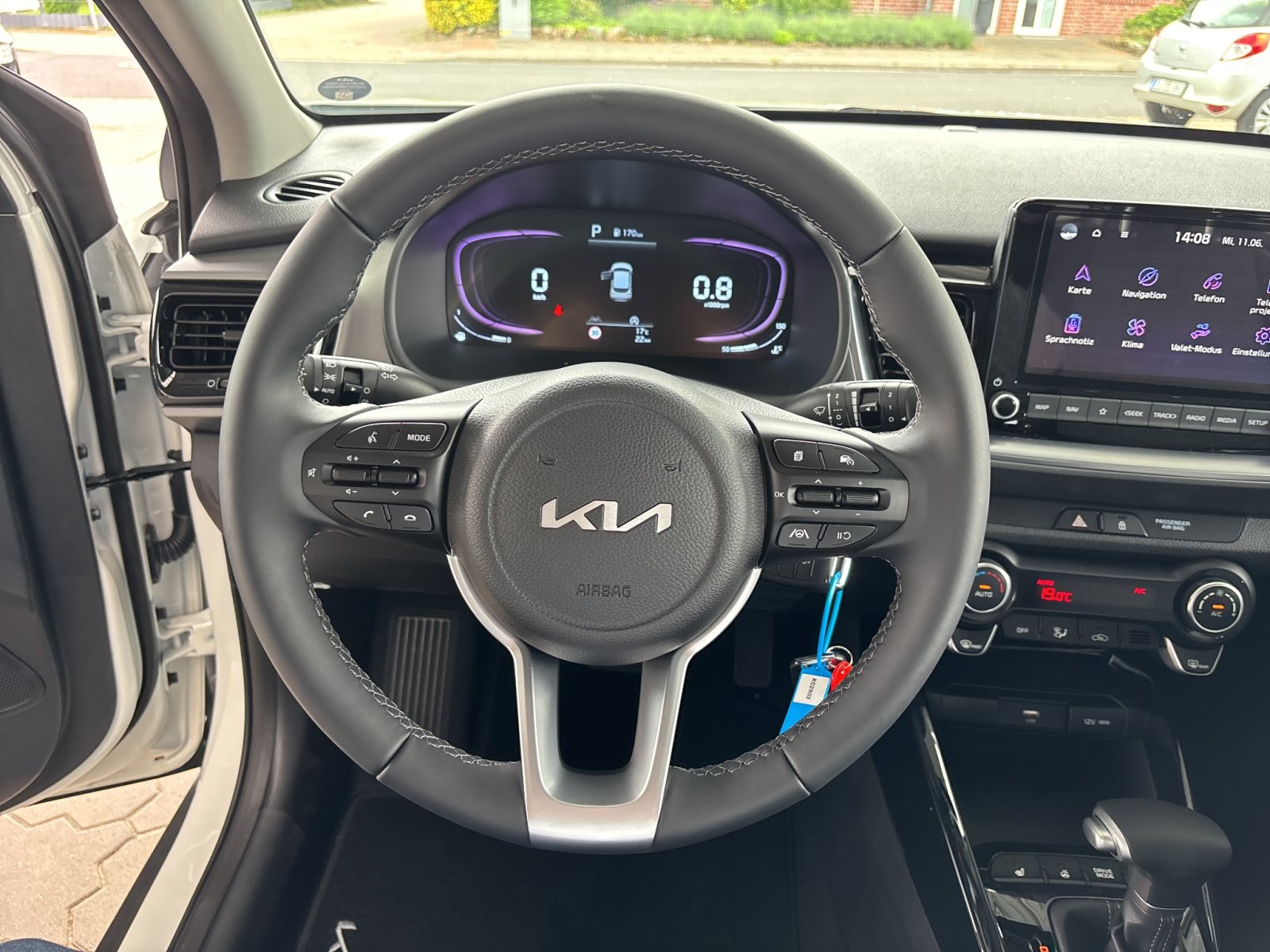 KIA Stonic 1.0T 100 DCT Vision — Miniatur 8