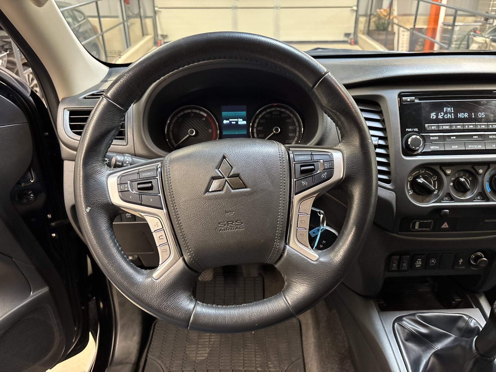 Mitsubishi L200 Basis Doppelkabine 4WD *AHK* — Miniatur 7