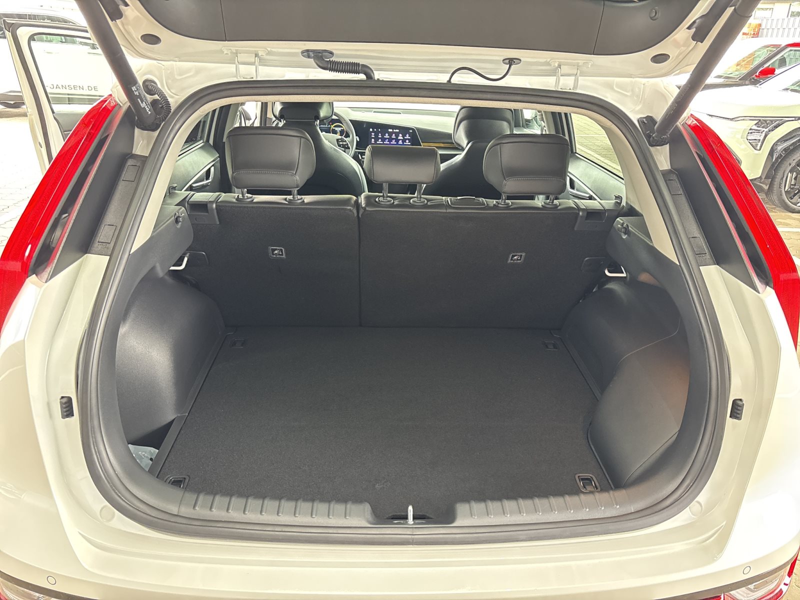 KIA Niro 1.6 PLUG-IN Hybrid Spirit *Ganzjahresreifen* — Miniatur 14