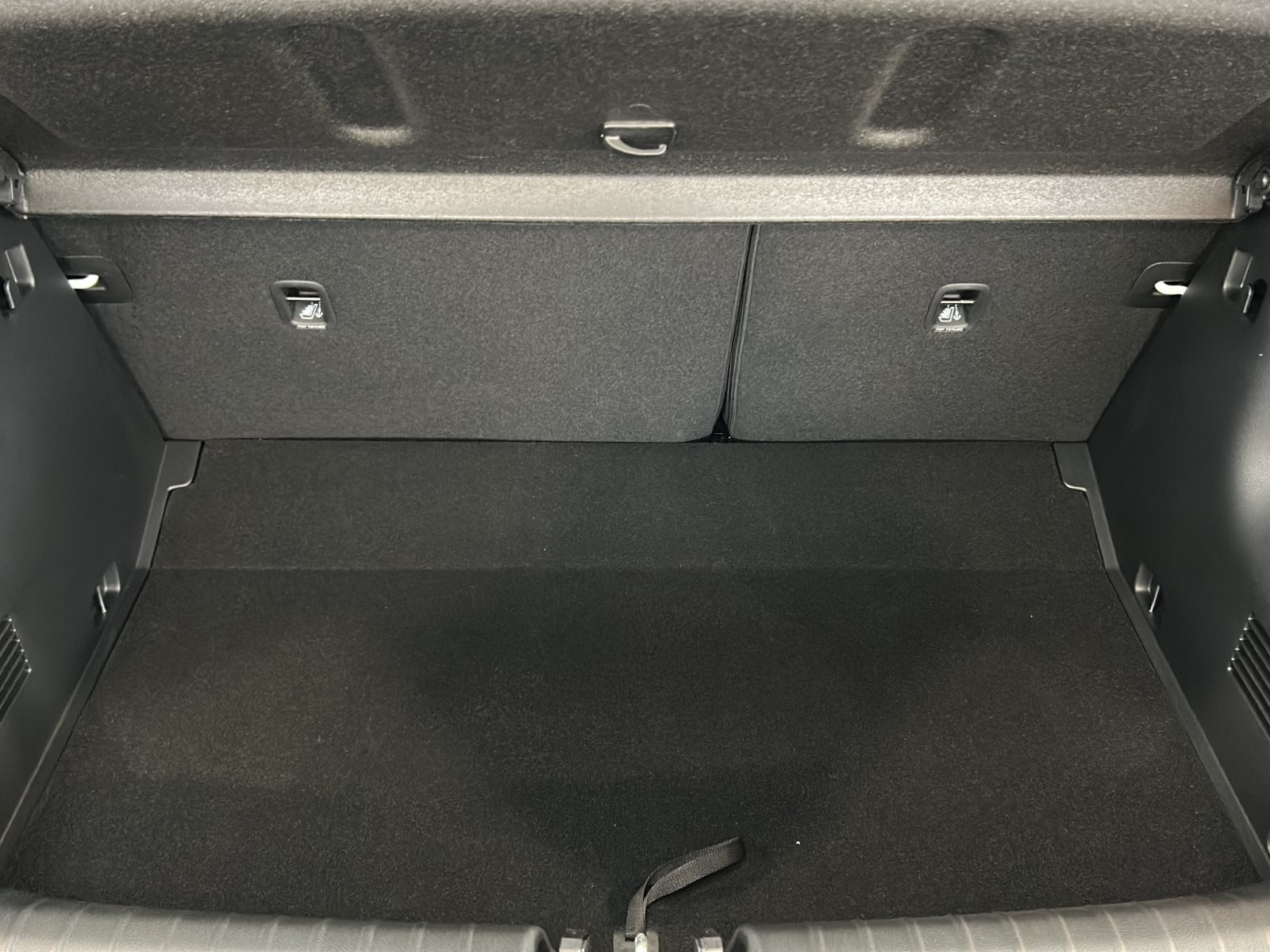 KIA Stonic 1.0i-Turbo Mild-Hybrid Dynamic Edition — Miniatur 9