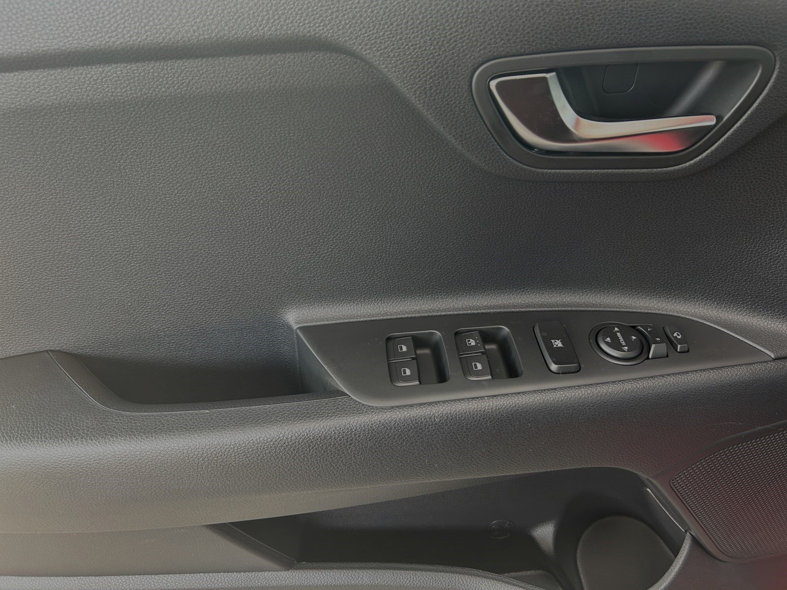 KIA Stonic 1.0i-Turbo DCT7 Vision *Navi*Alu* — Miniatur 14