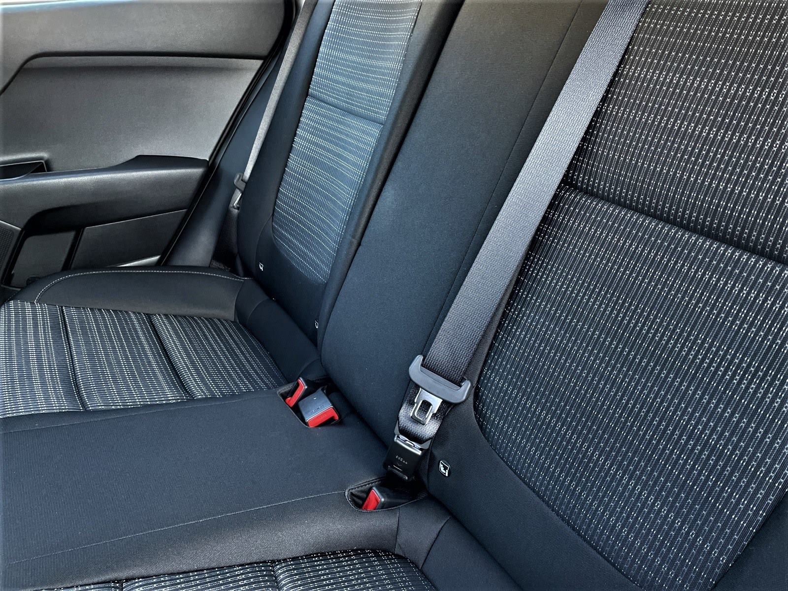 KIA Stonic 1.2 Vision *Navi* — Miniatur 5