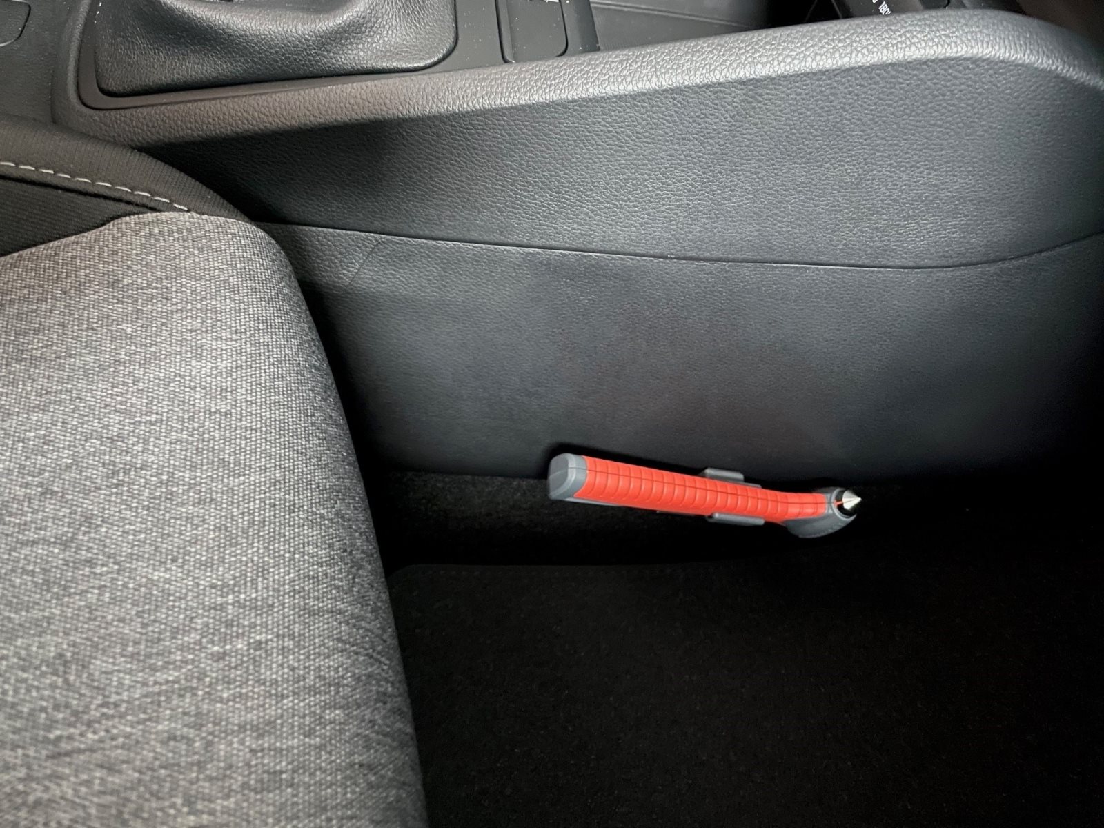 KIA Stonic 1.0i-Turbo Mild-Hybrid Safety Edition — Miniatur 7