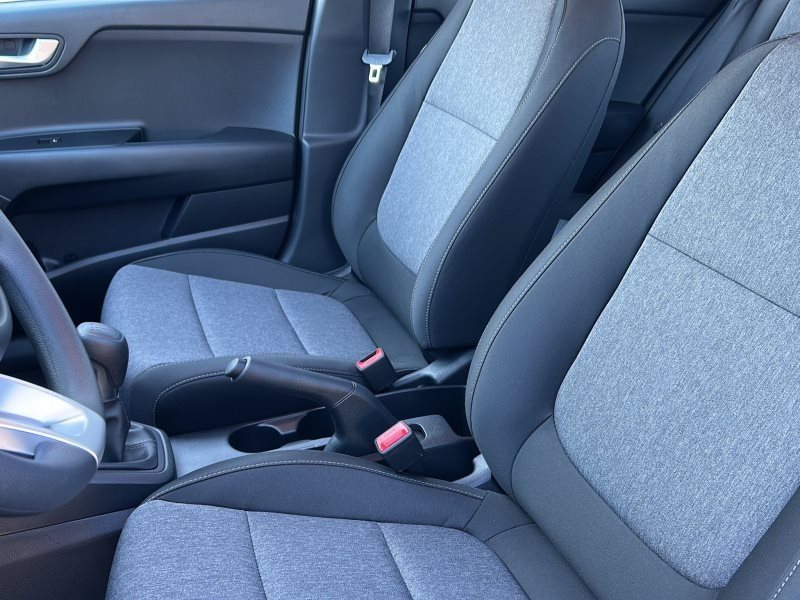 KIA Stonic 1.0i-Turbo Mild-Hybrid Safety Edition — Miniatur 15
