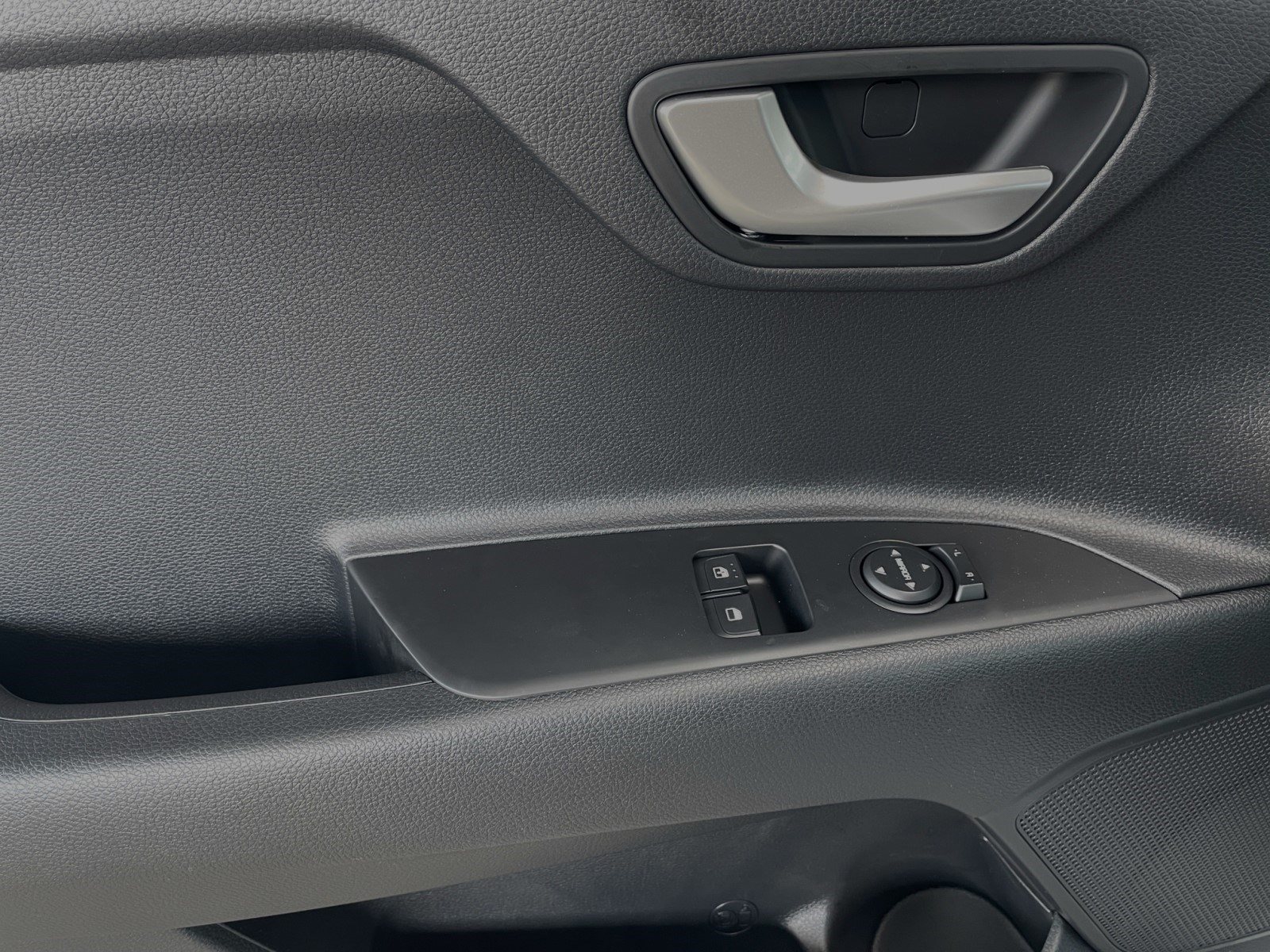 KIA Stonic 1.0i-Turbo Mild-Hybrid Safety Edition — Miniatur 8