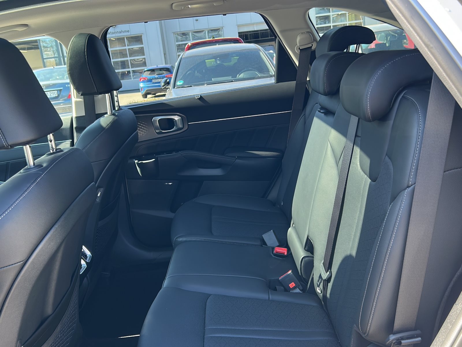 KIA Sorento 2.2CRDi AWD DCT8 Premium 7-Sitzer — Miniatur 3
