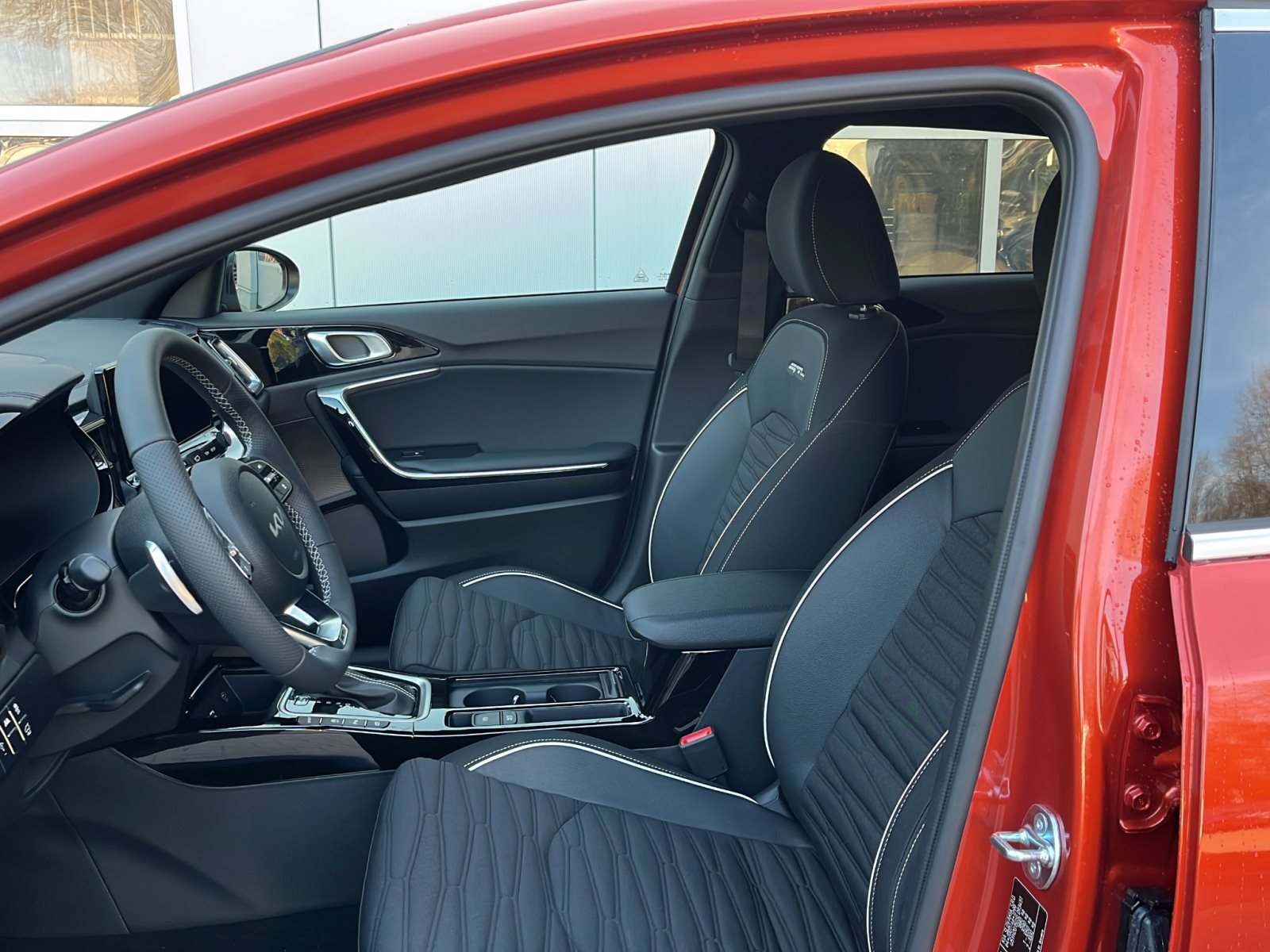 KIA ProCeed 1.5T DCT GT-Line — Miniatur 2