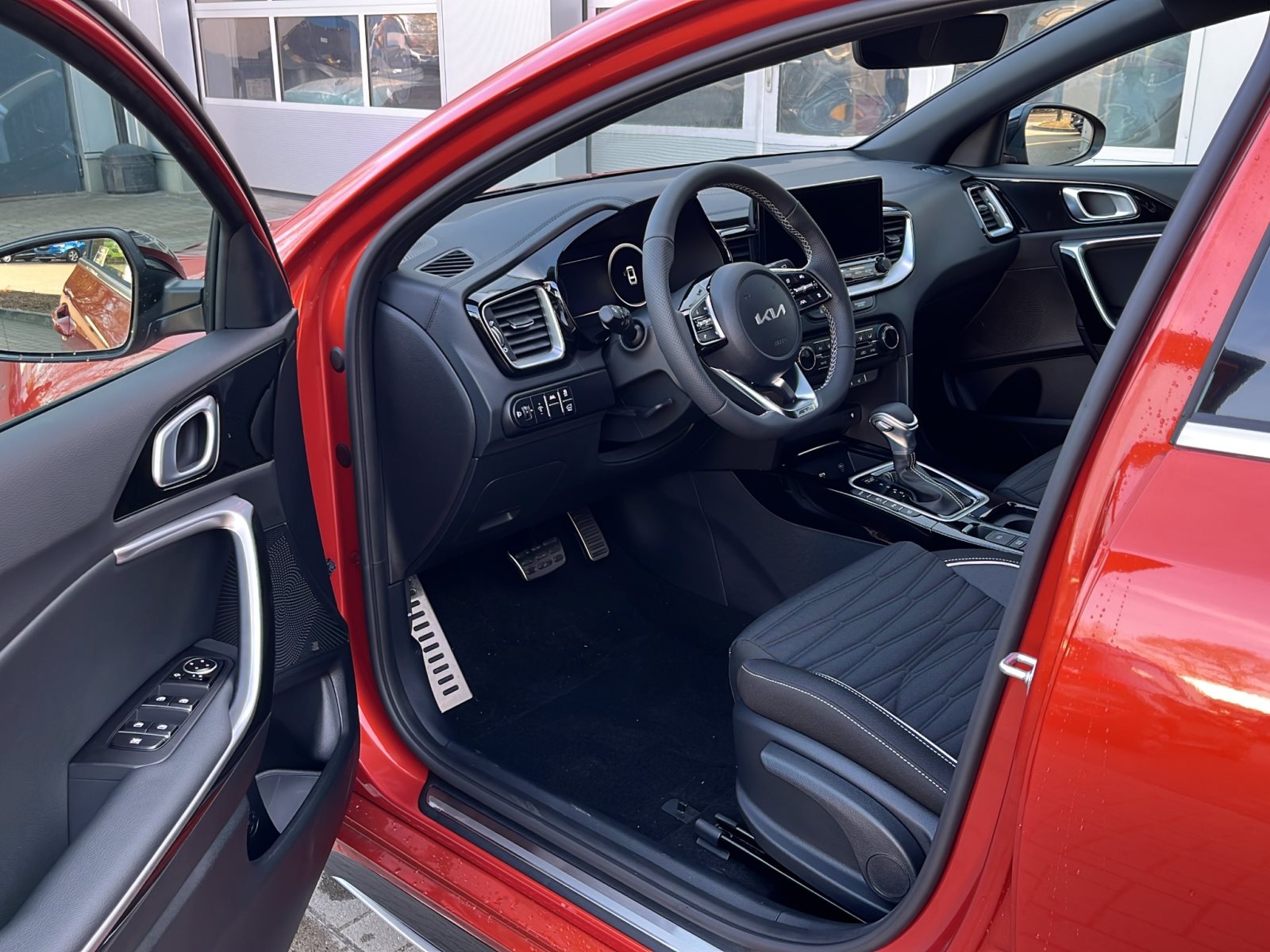 KIA ProCeed 1.5T DCT GT-Line — Miniatur 9