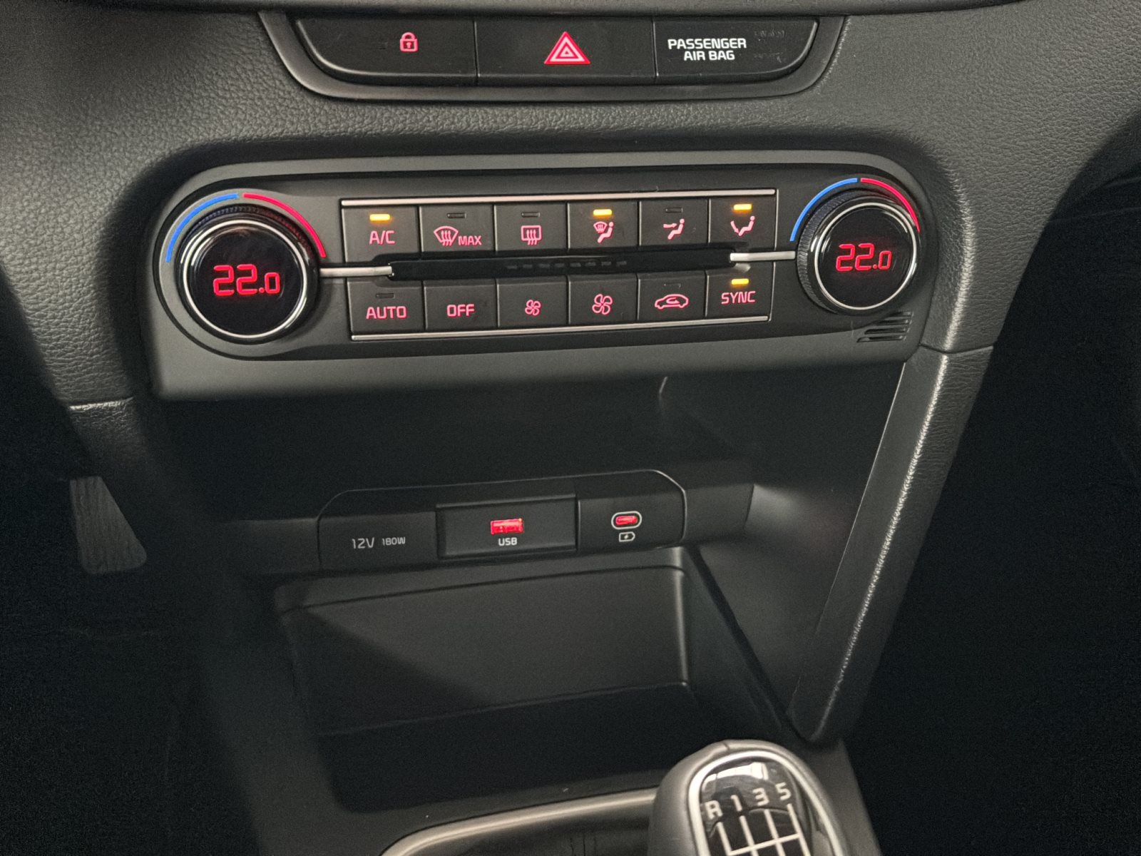 KIA XCeed 1.0-T Connect Edition — Miniatur 2