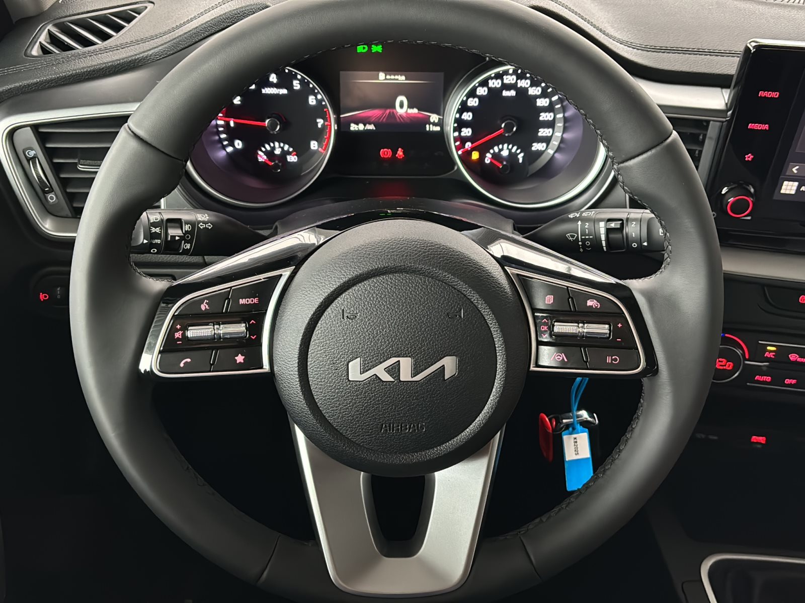 KIA XCeed 1.0-T Connect Edition — Miniatur 10