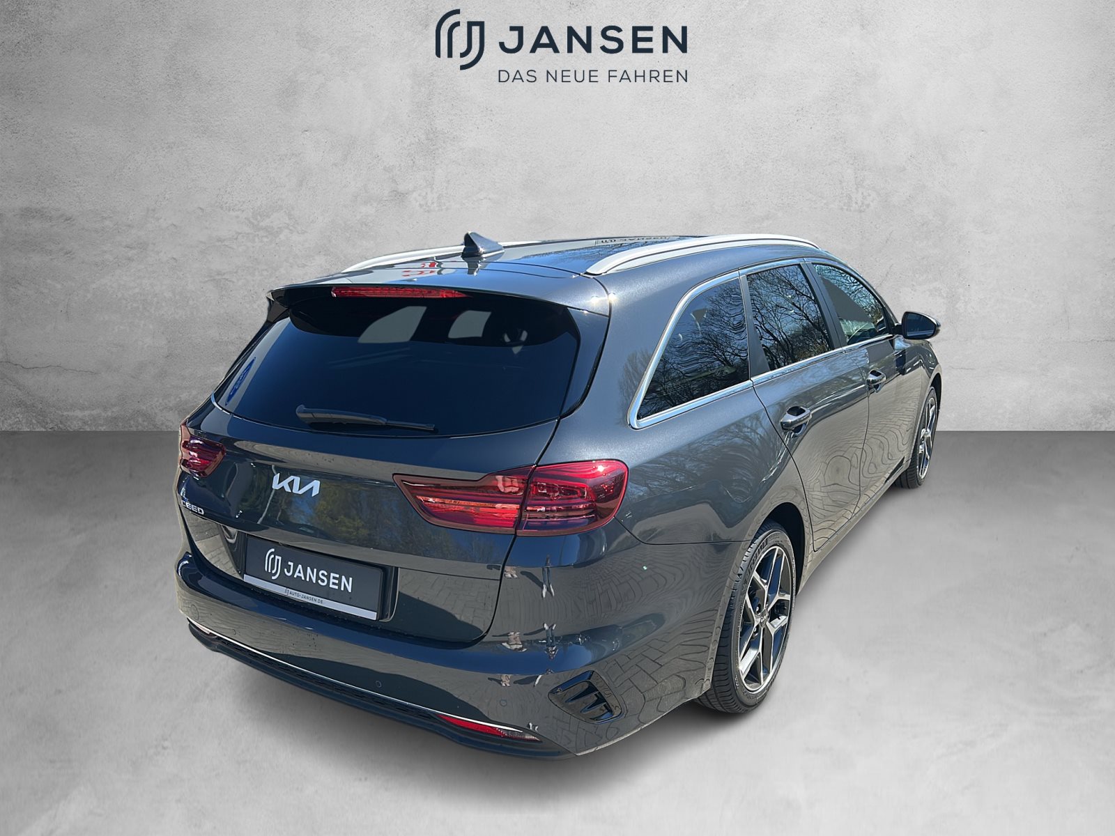 KIA Ceed Sportswagon Ultimate Edition 1.5T 48V DCT — Miniatur 12