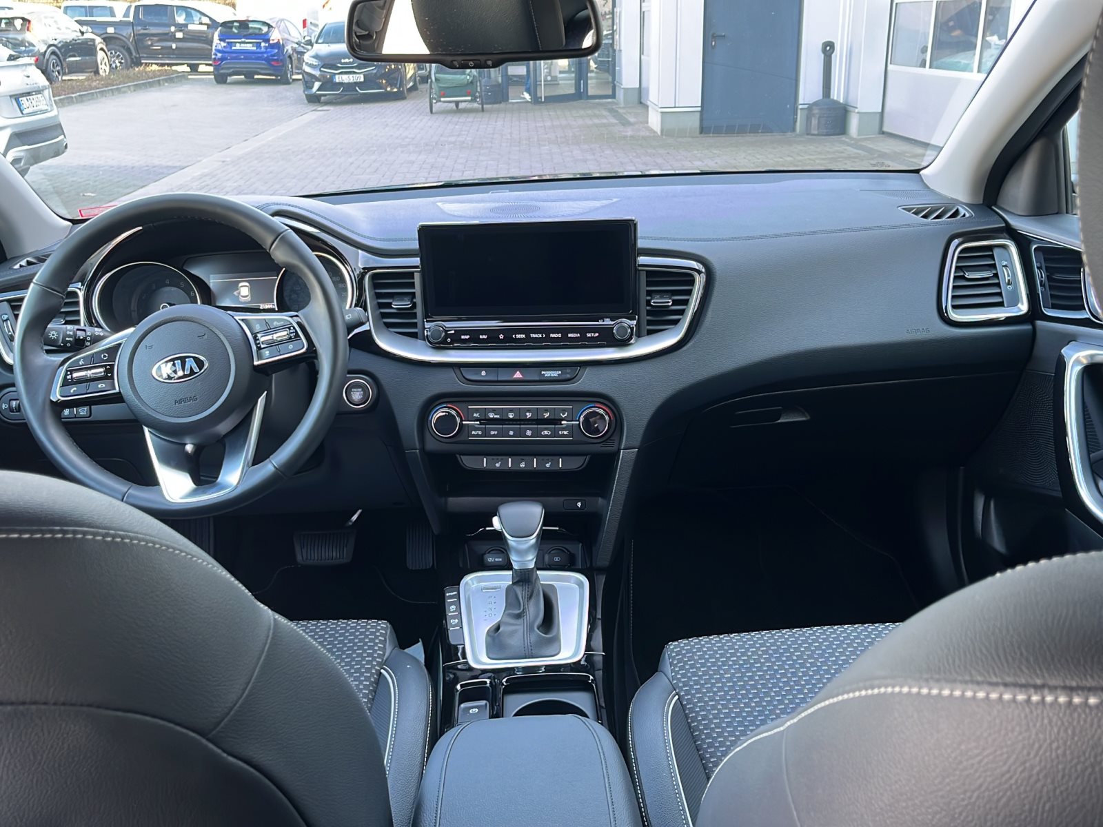 KIA XCeed Spirit+JBL+E-Heckklappe+BLIS+ — Miniatur 6