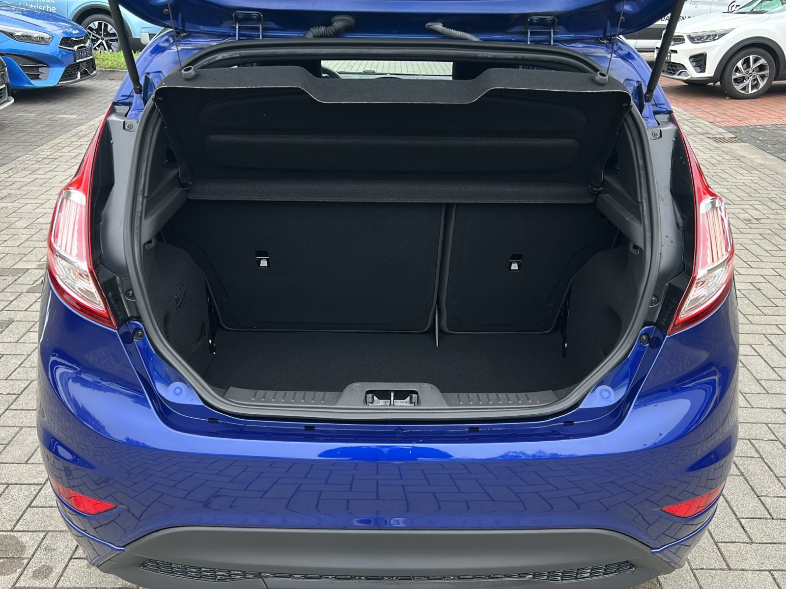Ford Fiesta ST-Line+Sportsitze+Sportfahrwerk+Sitzheizung+Freisprecheinrichtung — Miniatur 8