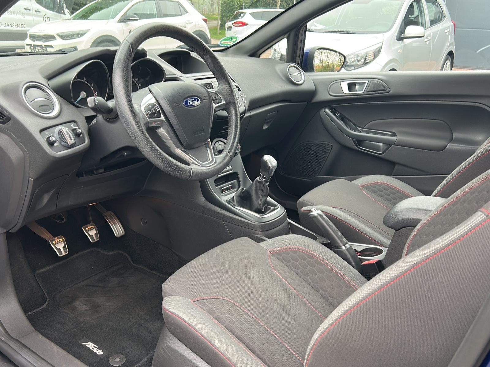 Ford Fiesta ST-Line+Sportsitze+Sportfahrwerk+Sitzheizung+Freisprecheinrichtung — Miniatur 9