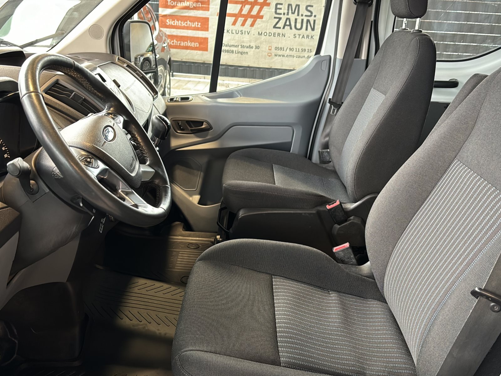 Ford Transit Pritsche 350 L3 Doppelkabine Pritsche Trend — Miniatur 2