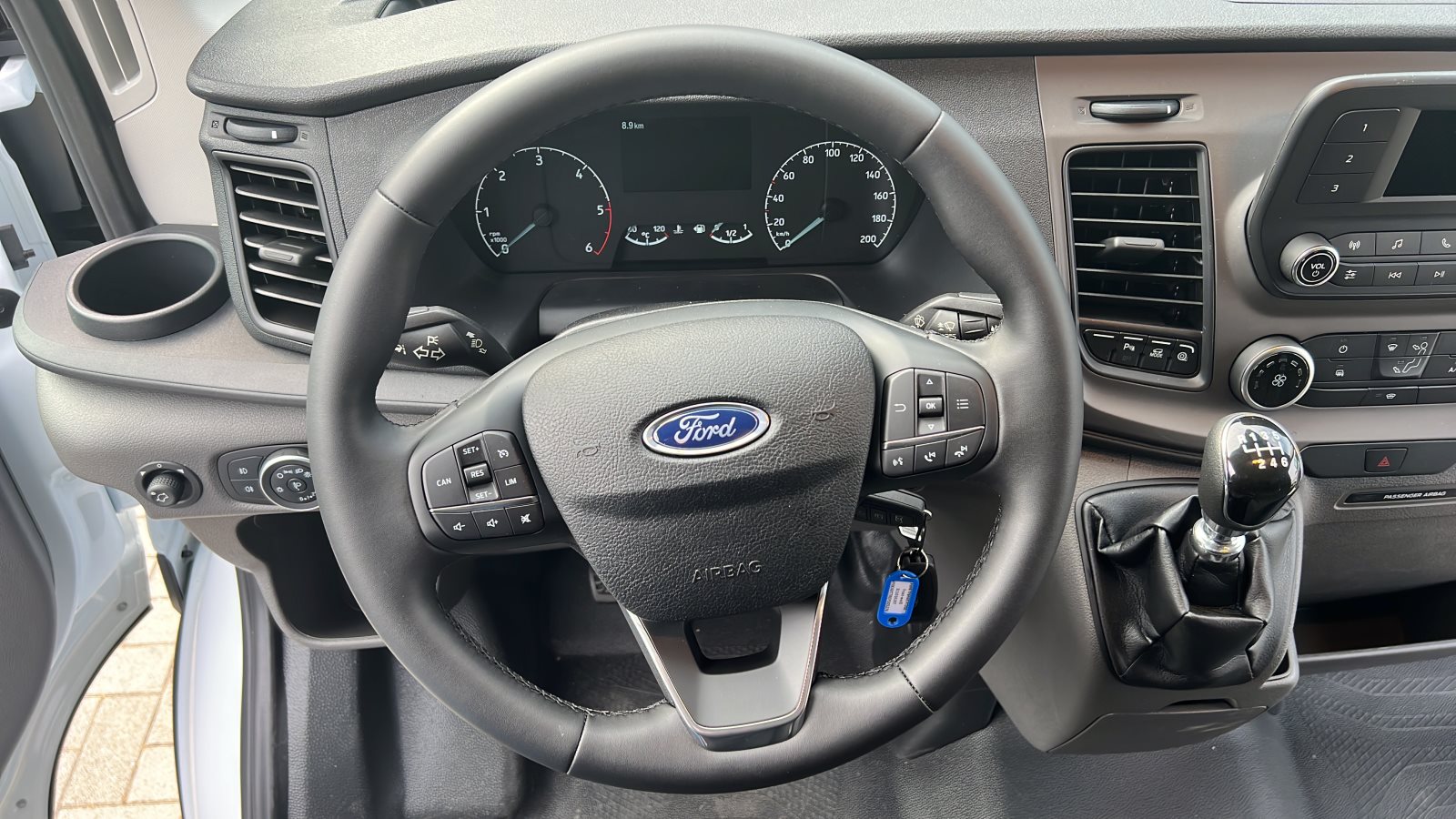 Ford Transit Einzelkabine Kasten Trend FT350 L3H2 Frontantrieb — Miniatur 6