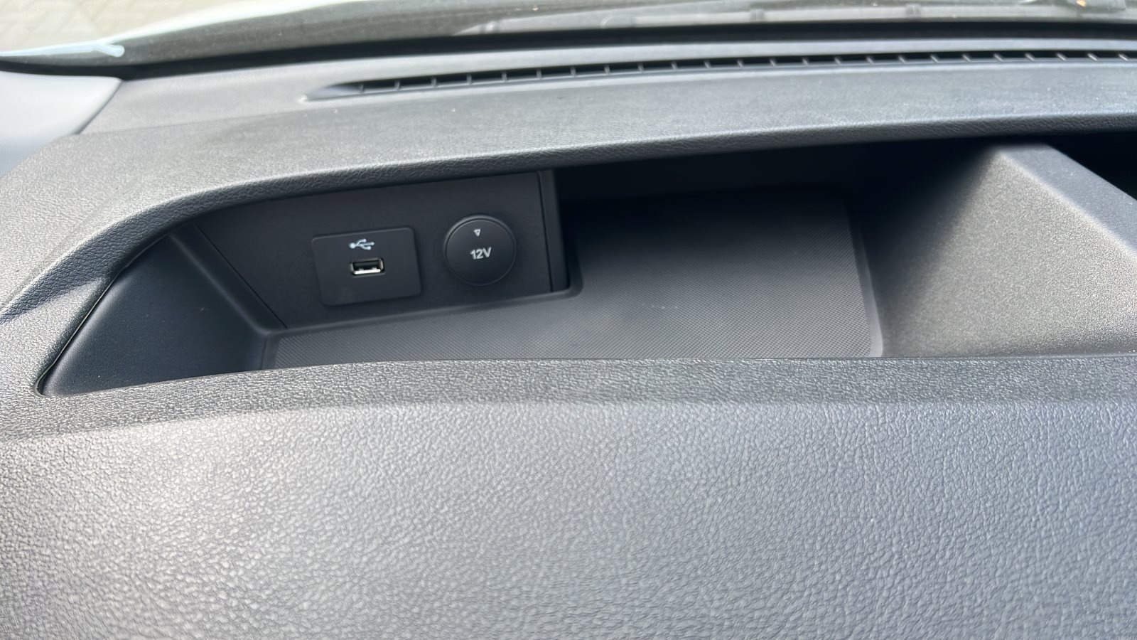 Ford Transit Einzelkabine Kasten Trend FT350 L3H2 Frontantrieb — Miniatur 9