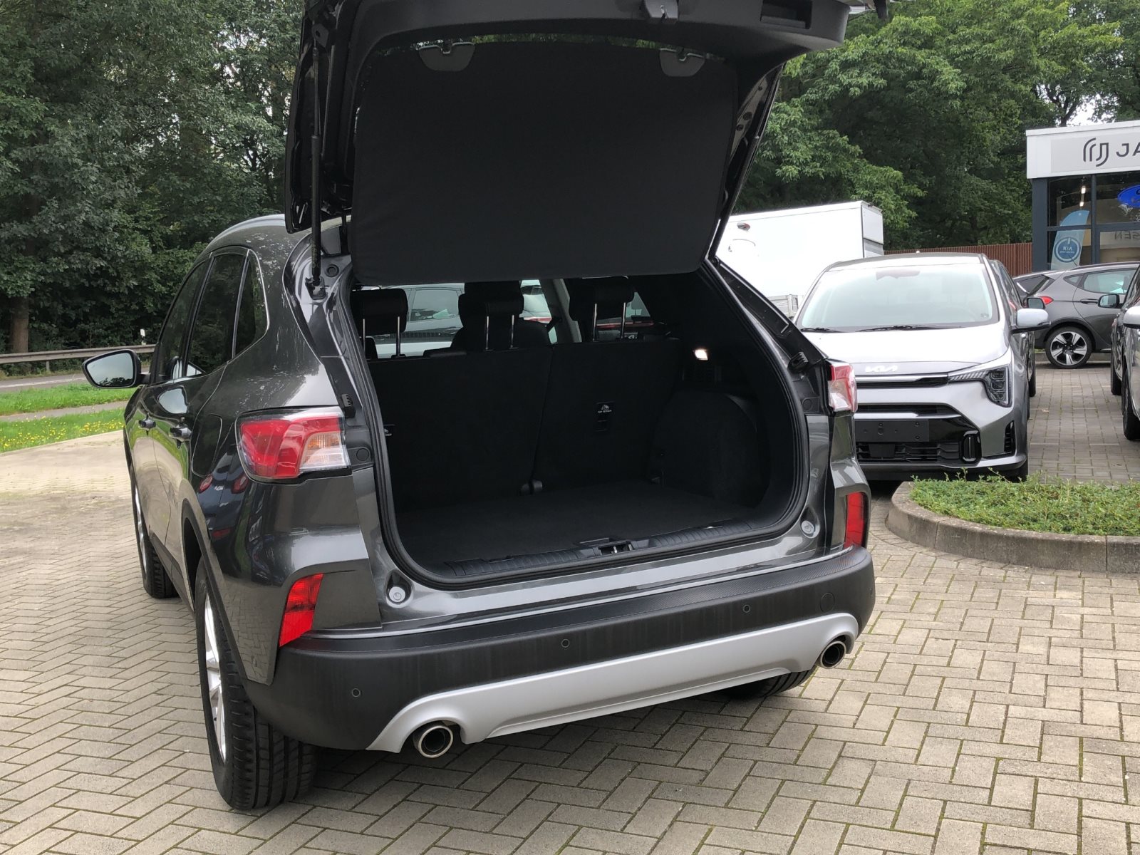 Ford Kuga Titanium X — Miniatur 8