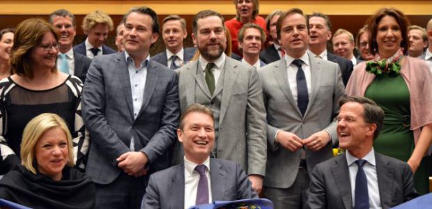 https://achterhoek.vvd.nl/nieuws/25108/klaas-dijkhoff-stroopt-samen-met-zijn-collega-s-de-mouwen-op