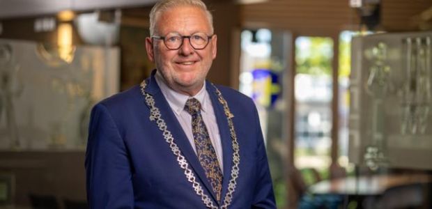 https://bunschoten.vvd.nl/nieuws/54614/burgemeester-van-de-groep-kondigt-afscheid-aan