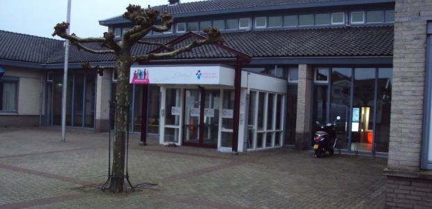 https://edamvolendam.vvd.nl/nieuws/37717/nieuwe-invulling-gemeentehuis-oosthuizen