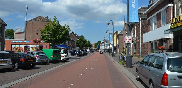 De Kruisstraat in Oud Woensel is de afgelopen jaren vaak negatief in het nieuws geweest.