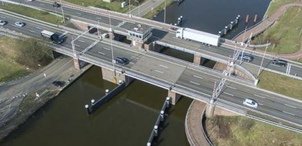 https://heerhugowaard.vvd.nl/nieuws/30671/vragen-over-bouwverbod-leeghwaterbrug-door-vvd-noord-holland