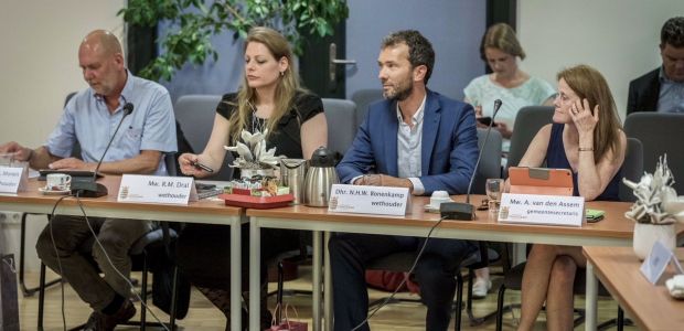 https://landsmeer.vvd.nl/nieuws/30530/niels-bonenkamp-geinstalleerd-als-wethouder-in-oostzaan