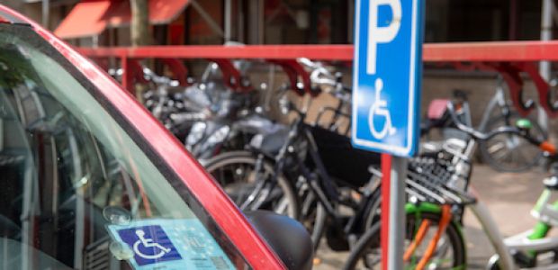 https://oosterhout.vvd.nl/nieuws/54067/vvd-voor-aanpassing-regels-gehandicaptenparkeerplaatsen