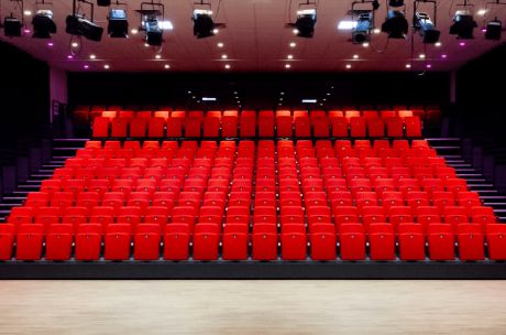 Verkiezingsdebat theater Stroud - Putten