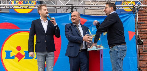 https://rijswijk.vvd.nl/nieuws/52562/wethouder-van-damme-opent-lidl-rijswijk-buiten