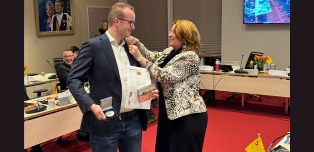 https://teylingen.vvd.nl/nieuws/54813/wisseling-in-de-fractie-heleen-steens-vervangt-hidde-verhoeve