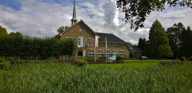 https://tynaarlo.vvd.nl/nieuws/16583/vvd-wil-einde-aan-verrommeling-oude-gemeentehuis