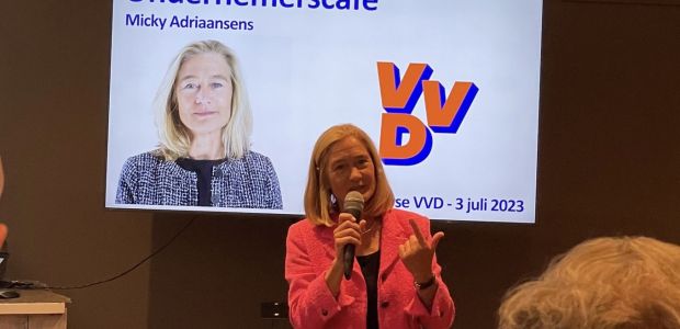 https://wassenaar.vvd.nl/nieuws/53376/succesvol-ondernemerscafe-met-micky-adriaansens-in-wassenaar