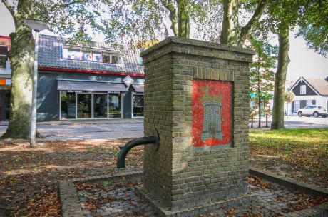 https://westvoorne.vvd.nl/nieuws/34870/monument-dorpsplein-oostvoorne-verplaatst