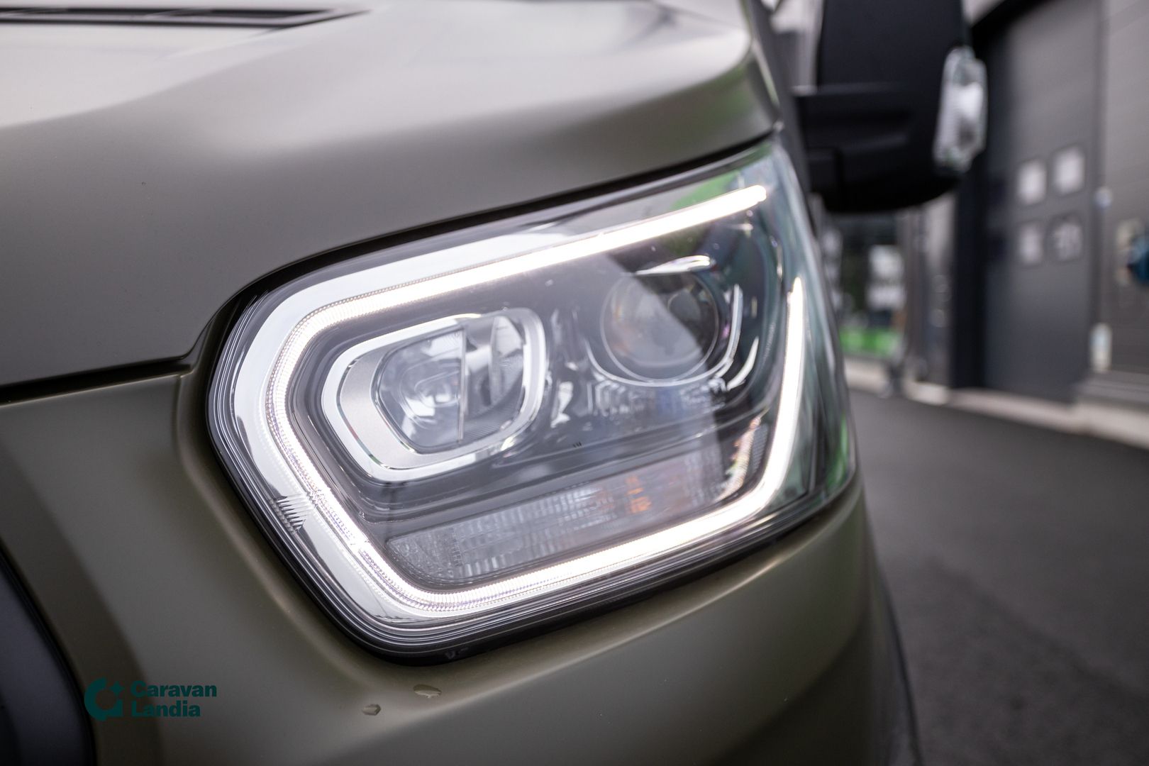 Kuva 6, Sunlight Cliff 4X4 590 2.0 TDCi 165 hv **TULOSSA, ADVENTURE-VARUSTEET, NELIVETO, BI-XENON AJOVALOT**