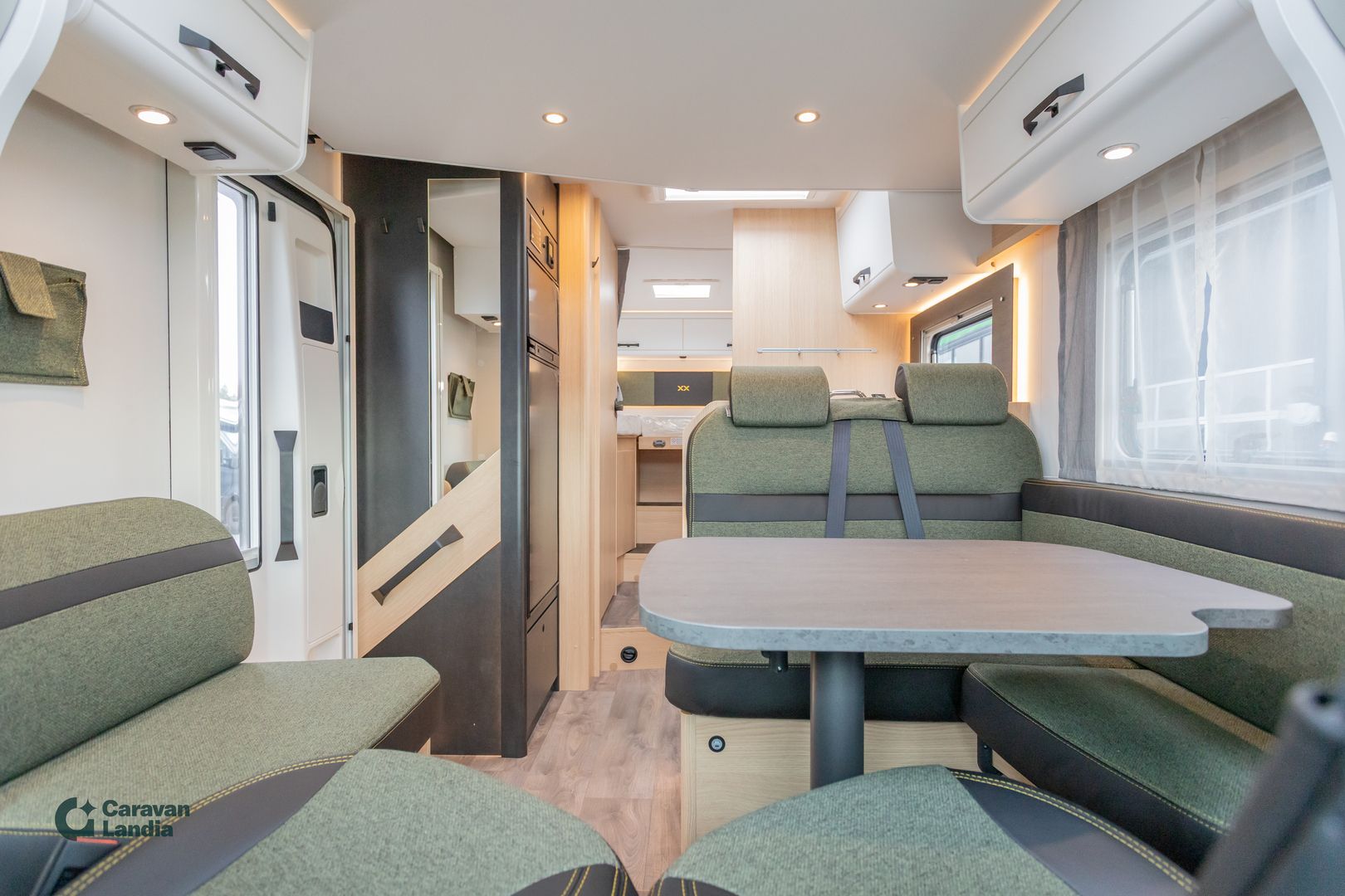 Sunlight T68 XX 2.2 Mjet 140hv ** HETI TOIMITUKSEEN, ERILLISVUOTEET, NORDIC-PAKETTI, JUHLAMALLI **, kuva 7