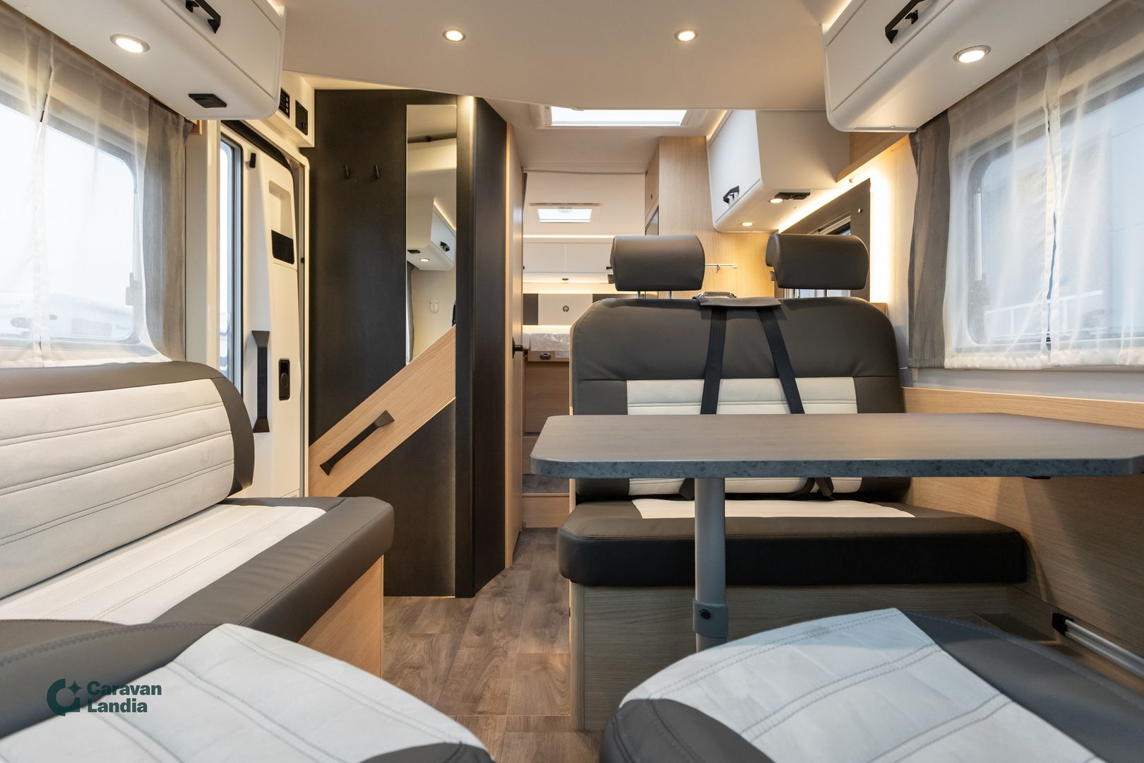 Kuva 7, Sunlight T67 2.2 Mjet 140hv ** HETI TOIMITUKSEEN, ERILLISVUOTEET, NORDIC-PAKETTI, AUTOMAATTI **