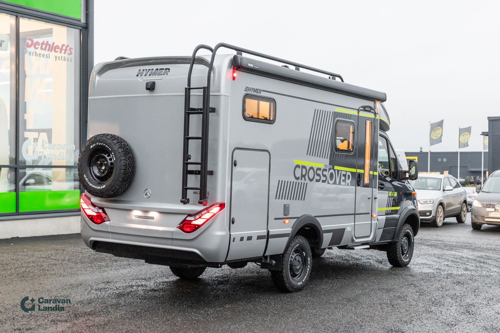 Hymer ML-T 570 Cross Over 419 CDI 190 hv ** HETI TOIMITUKSEEN, AUTOMAATTI, ERILLISVUOTEET, NELIVETO **, kuva 3