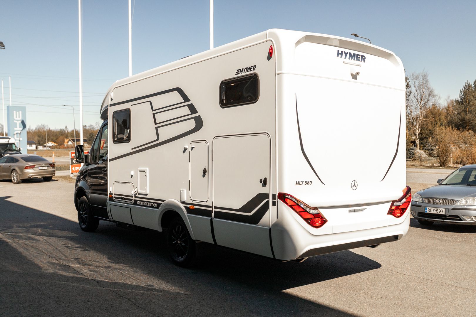 Kuva 4, Hymer ML-T 580 Xperience 417 CDI 170HV ** JUURI SAAPUNUT, ERILLISVUOTEET, TALVIPAKETTI, TRUMA DIESEL **