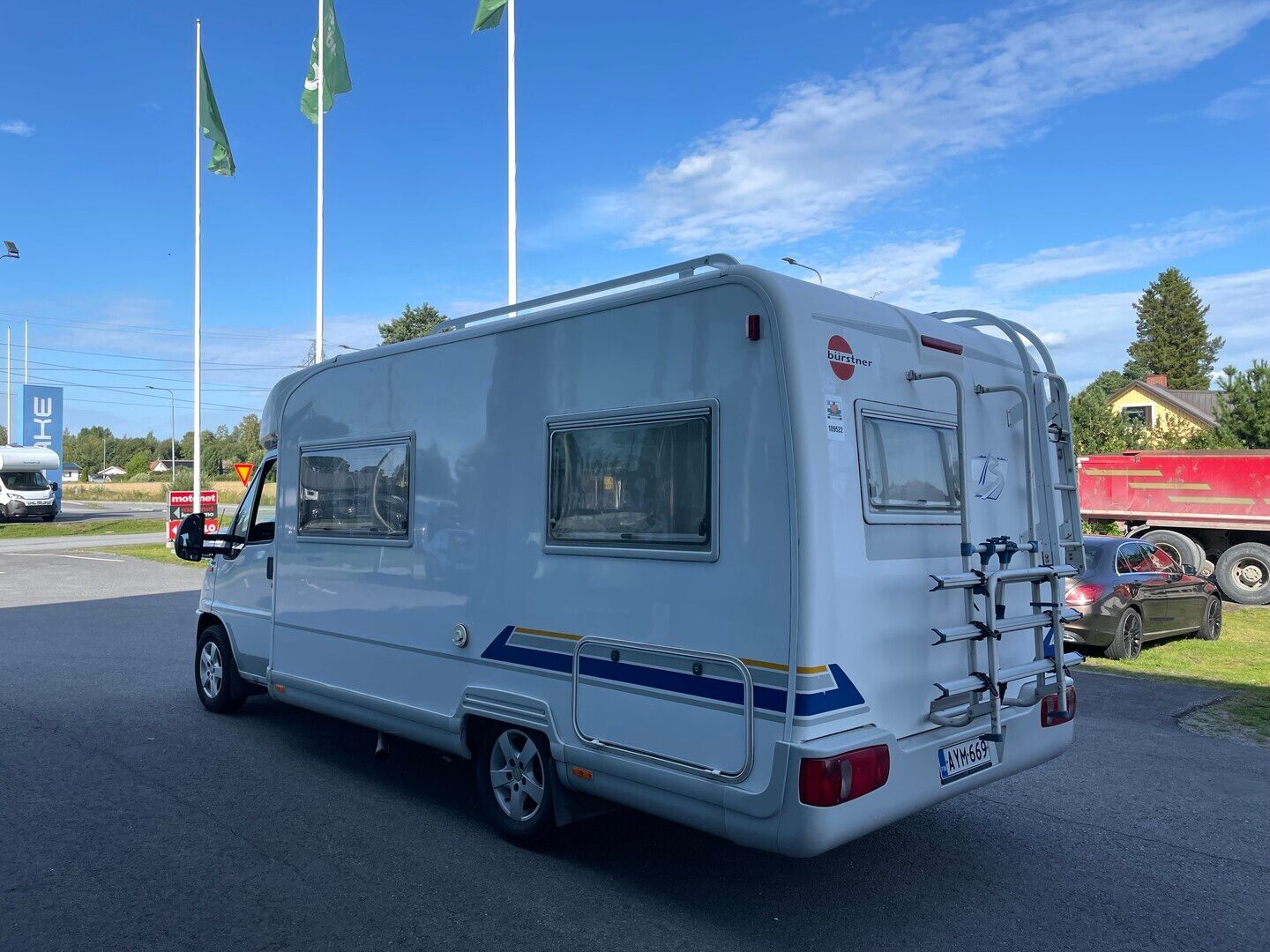 Kuva 3, Burstner T 604 2.8 idTD, 120hv ** ALDE, MARKIISI, PARIVUODE **
