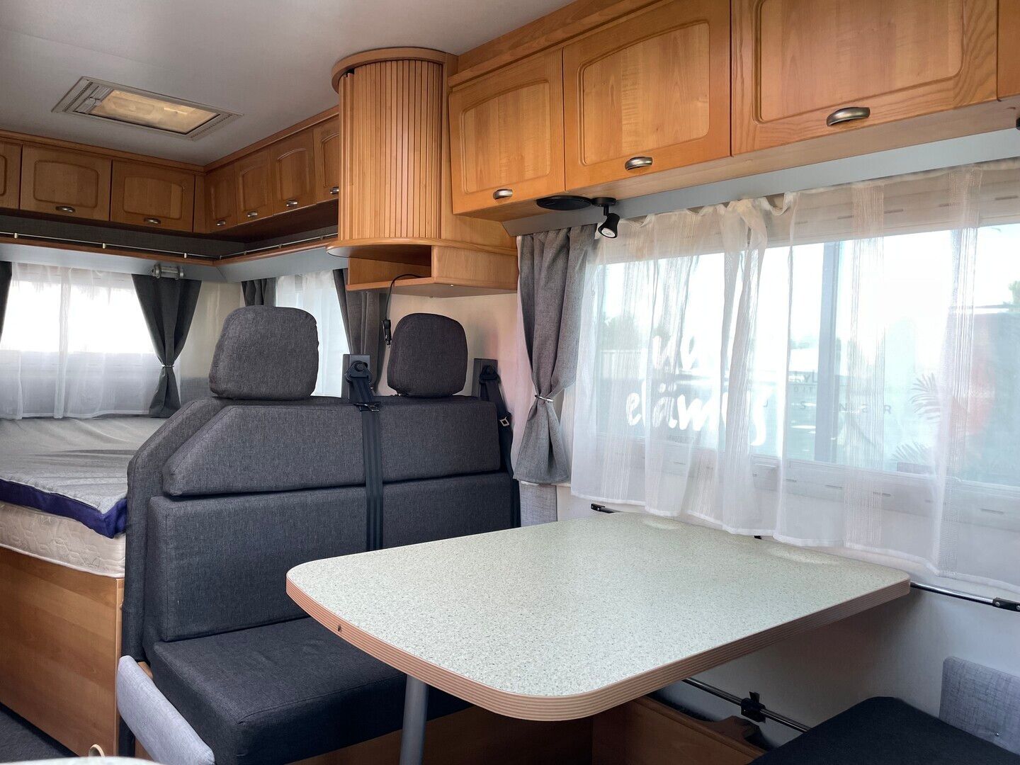 Kuva 7, Burstner T 604 2.8 idTD, 120hv ** ALDE, MARKIISI, PARIVUODE **