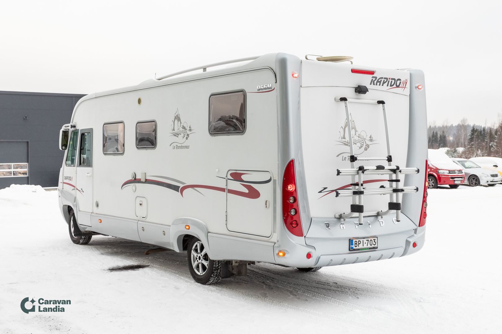 Kuva 3, Rapido 966M 315 CDI ** TRUMA-SÄHKÖPATRUUNA, ERILLISVUOTEET, HUBBET-YLÄVUODE **