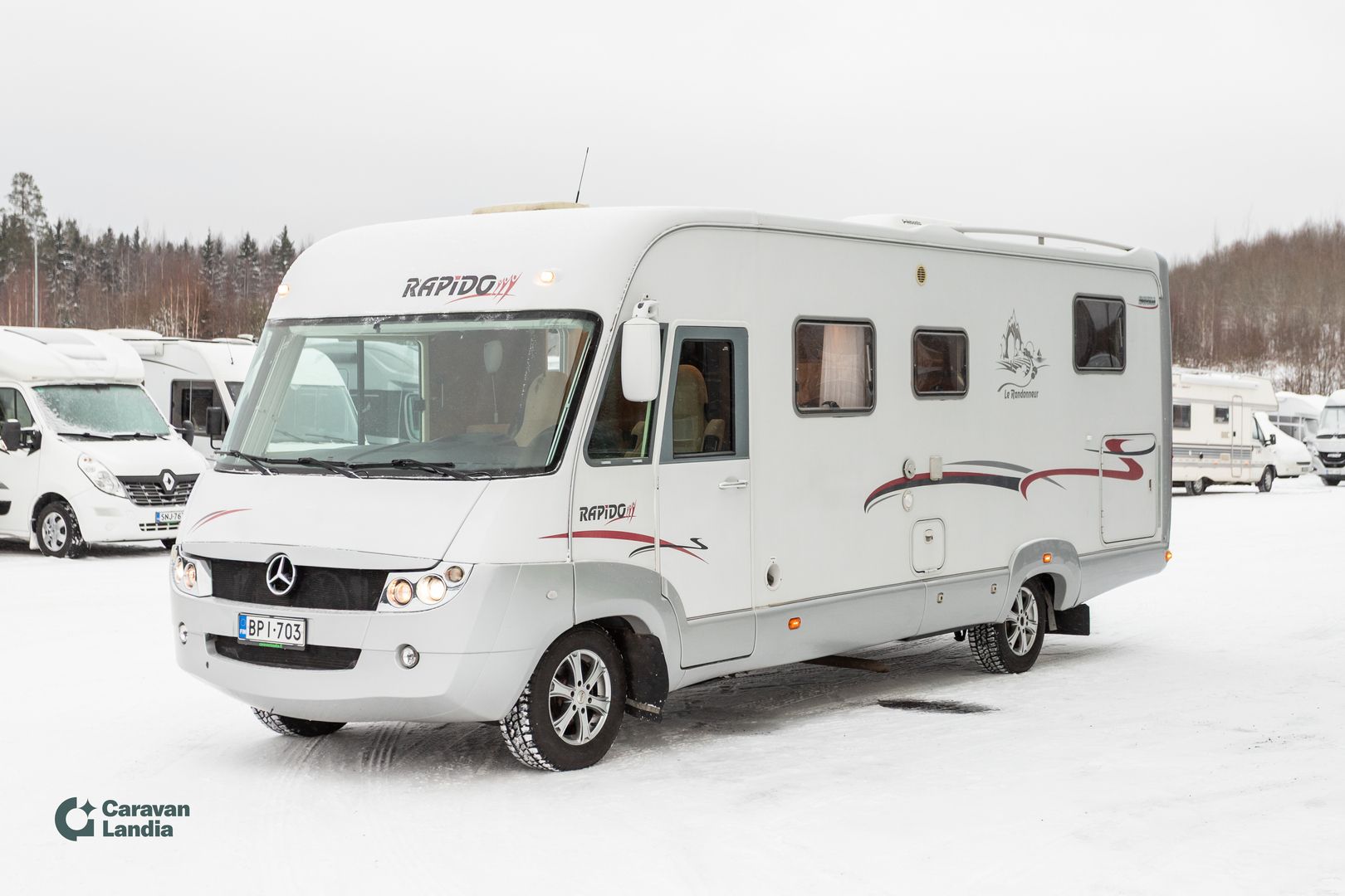 Kuva 4, Rapido 966M 315 CDI ** TRUMA-SÄHKÖPATRUUNA, ERILLISVUOTEET, HUBBET-YLÄVUODE **