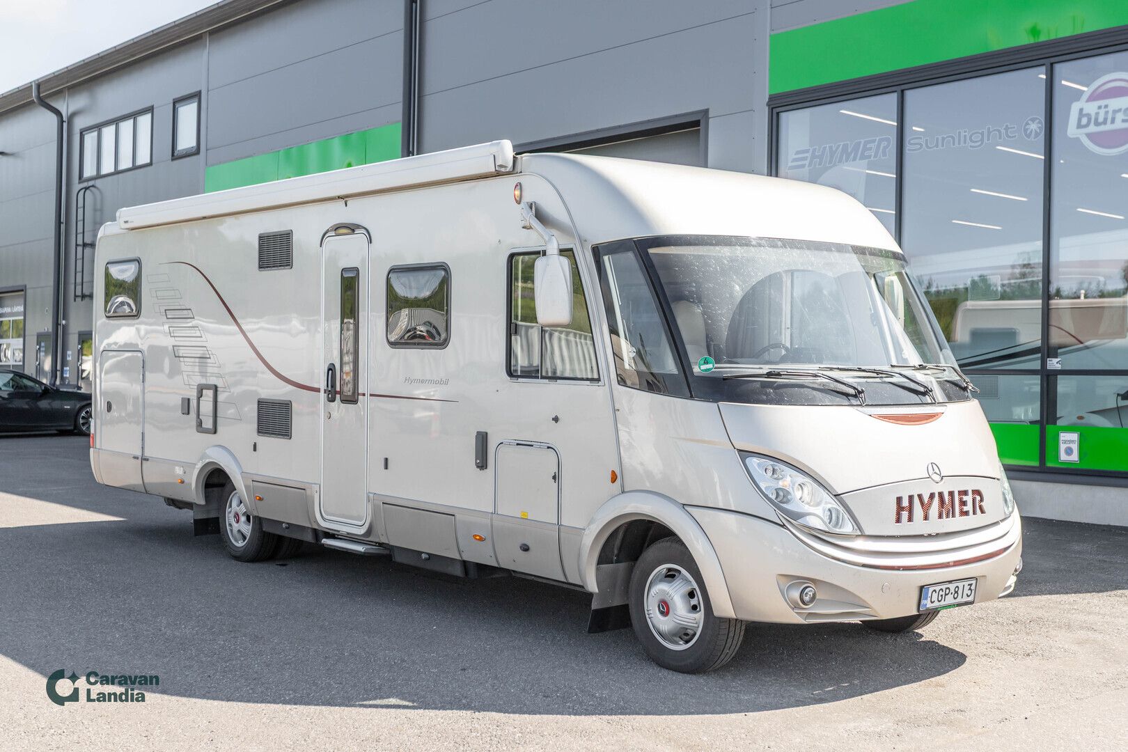 Kuva 1, Hymer S 830 518 CDI ** ALDE, ERILLISVUOTEET, GENERAATTORI, AUTOMAAATTI **