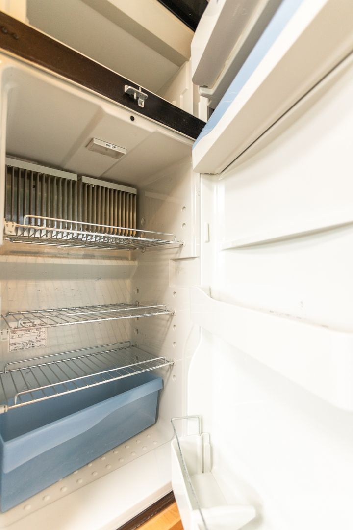 Kuva 16, Dethleffs Advantage T 6501 B 2.3 Mjet 130hv ** WEBASTO, ALDE (KAASU/SÄHKÖ), PITKITTÄINEN PARIVUODE **