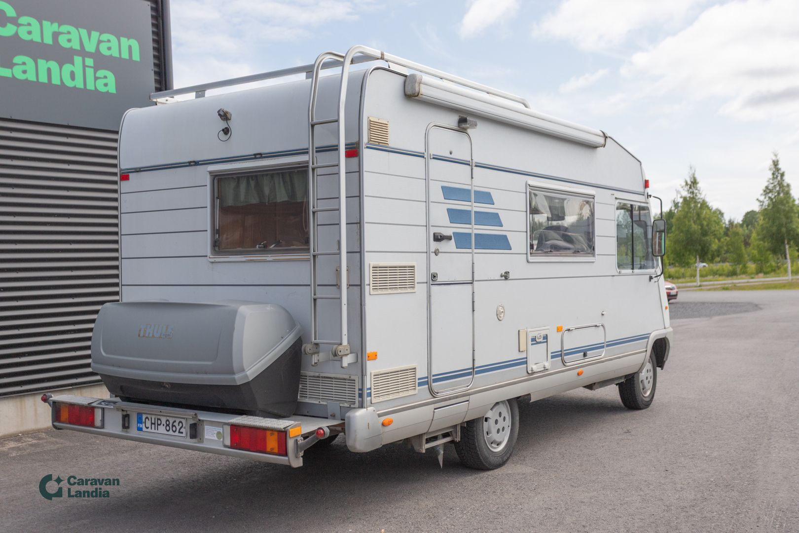 Kuva 2, Hymer B 584 2.5 TD 116hv ** TRUMA, MARKIISI, PITKÄ SOHVA **